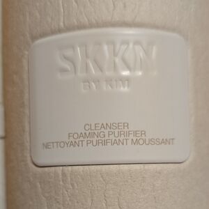 SKKN by Kim Cleanser Foaming Purifier